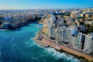 La compra de una propiedad en la isla garantiza la residencia permanente en Malta.