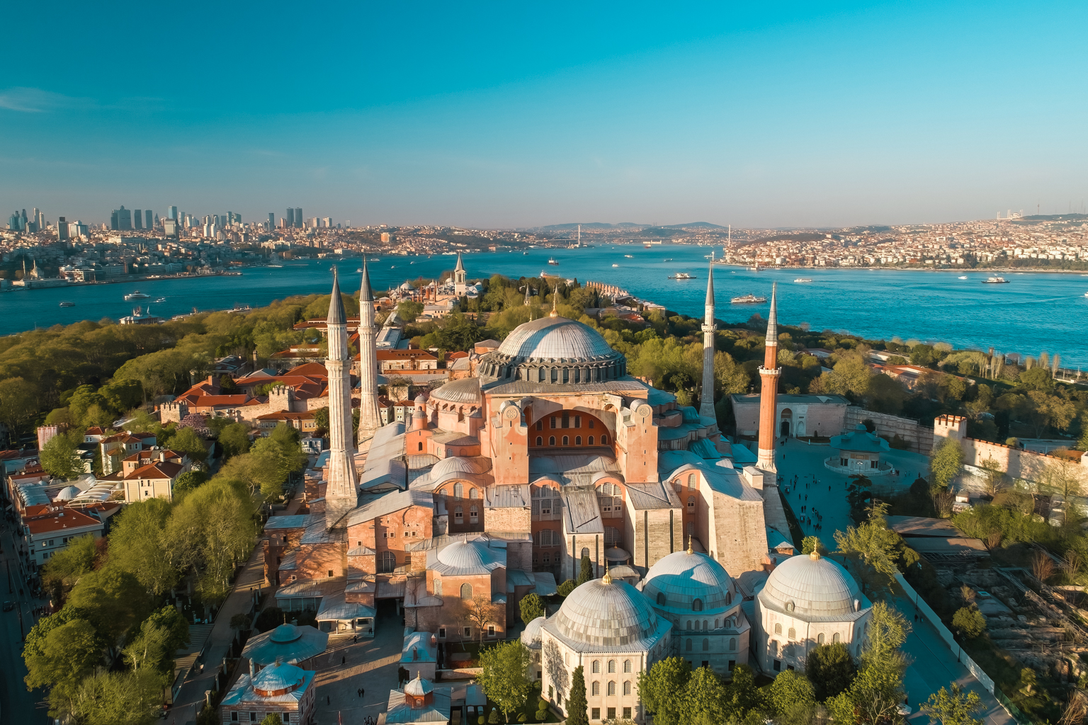 Beautiful,View,On,Hagia,Sophia,In,Istanbul,,Turkey